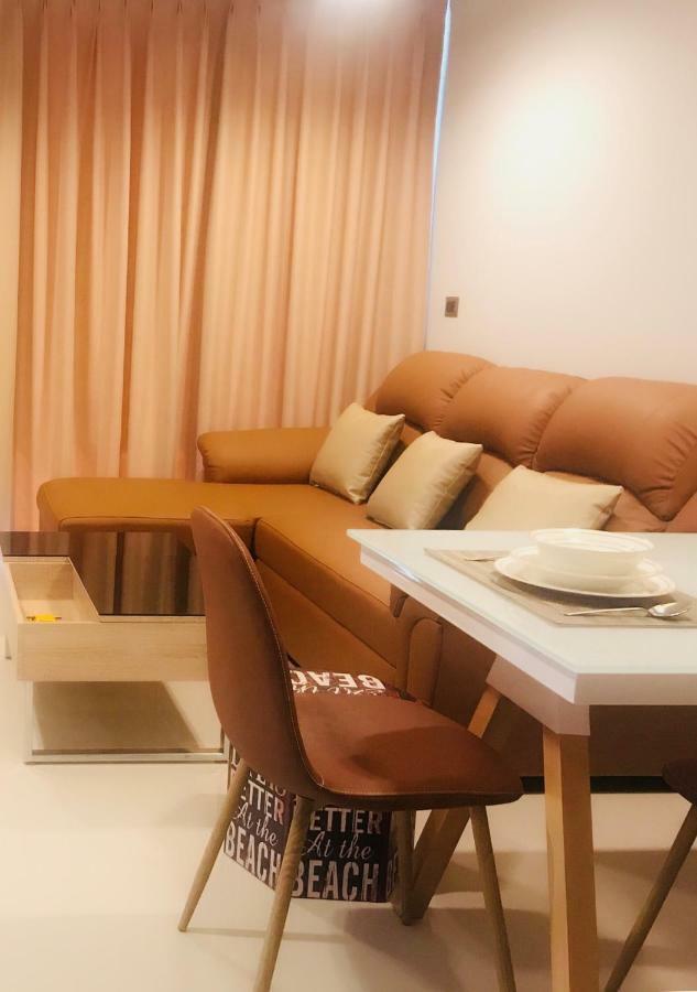 The Pine Hua Hin Apartamento Exterior foto