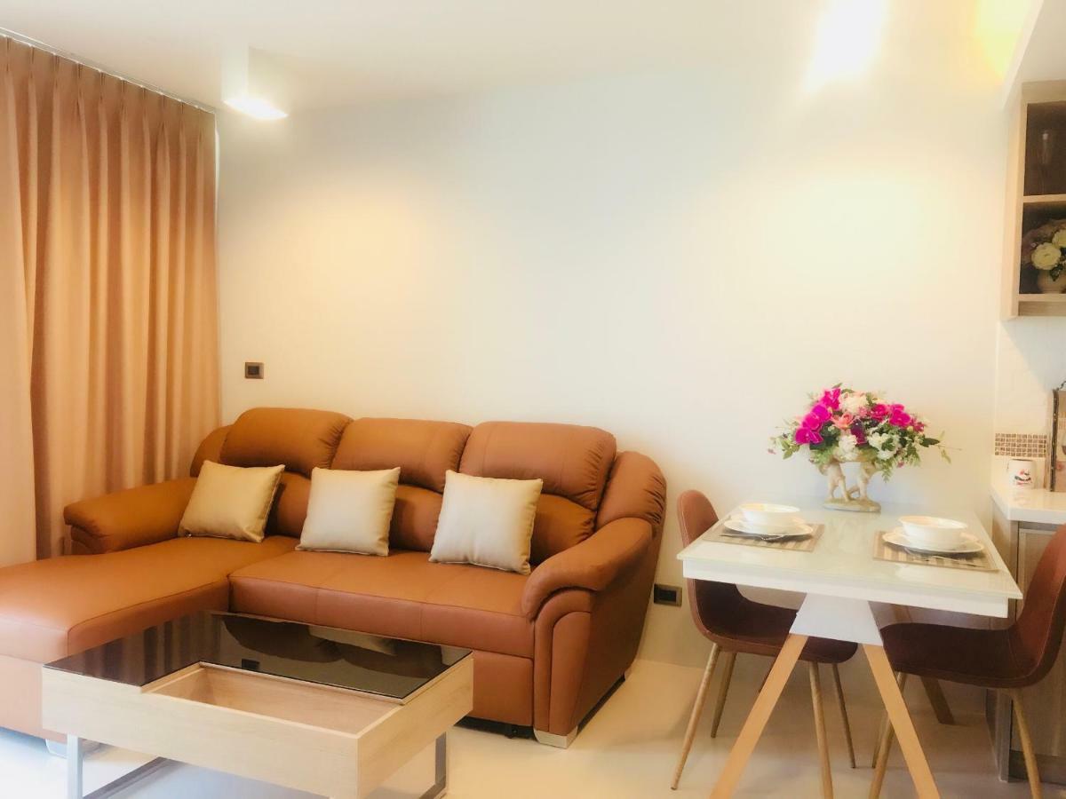 The Pine Hua Hin Apartamento Exterior foto