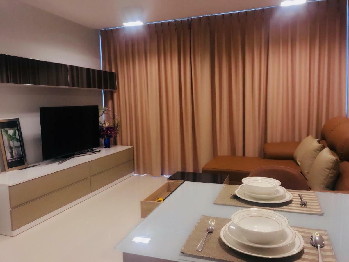 The Pine Hua Hin Apartamento Exterior foto